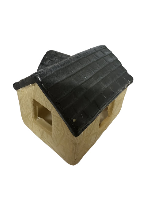 Mini Bungalow House Aquarium Ornament