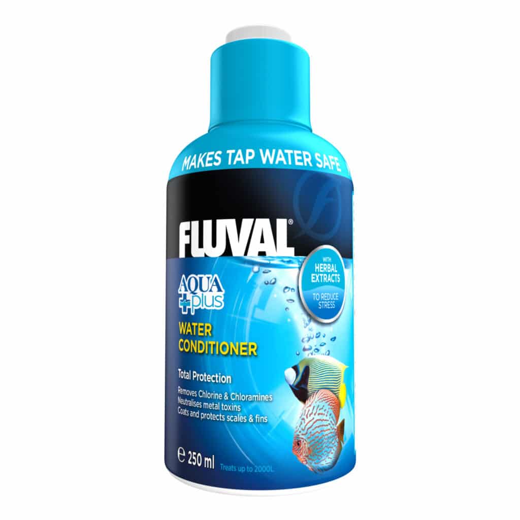 Fluval Aqua Plus Water Conditioner for Aquariums 30ml Rolf C. Hagen