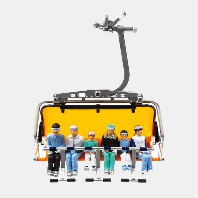 Jägerndorfer 6-Piece Sitting Skiers Set – 1:32 Scale Miniature Figures for Chairlifts & Cable Cars Mill Race Garden Centre